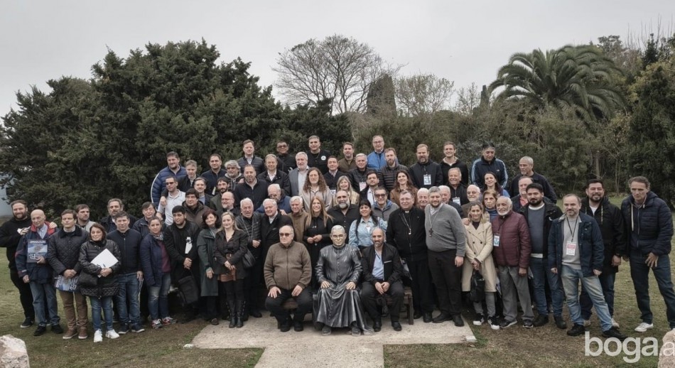 La Iglesia reunió a Kicillof, jueces, universidades y sindicatos contra la polarización