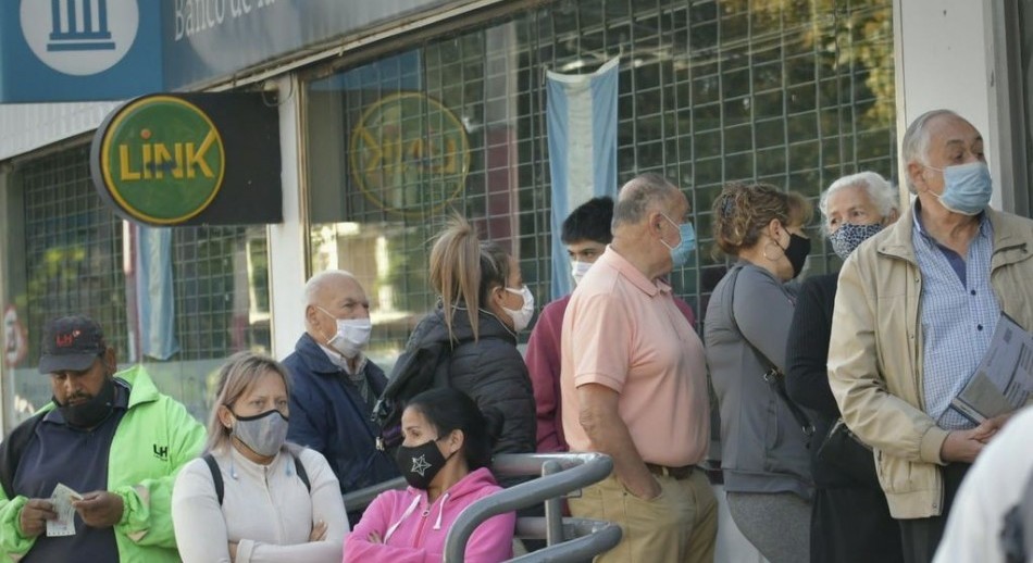 Suspenden ´Fe de Vida´ para jubilados y pensionados que cobran sus haberes en el Banco Nación